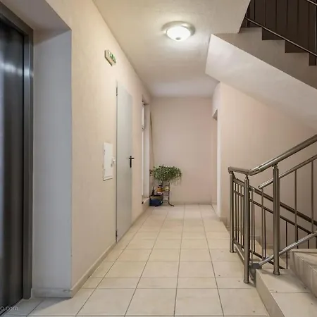 Bright Place Next To Grand Mall דירה *