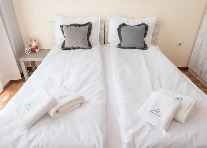 Bright Place Next To Grand Mall アパート