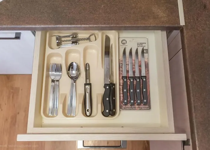 アパート Bright Place Next To Grand Mall *